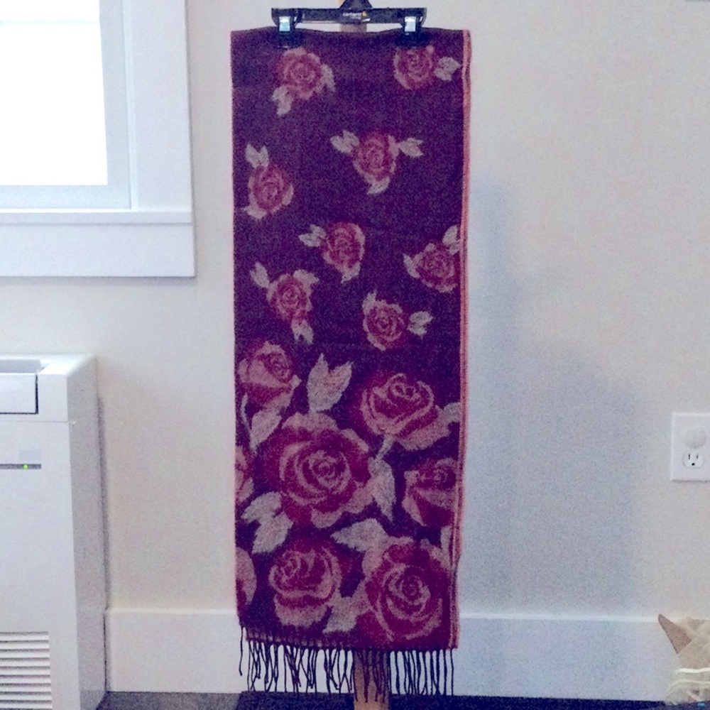 D & Y Softer Than Cashmere scarf
